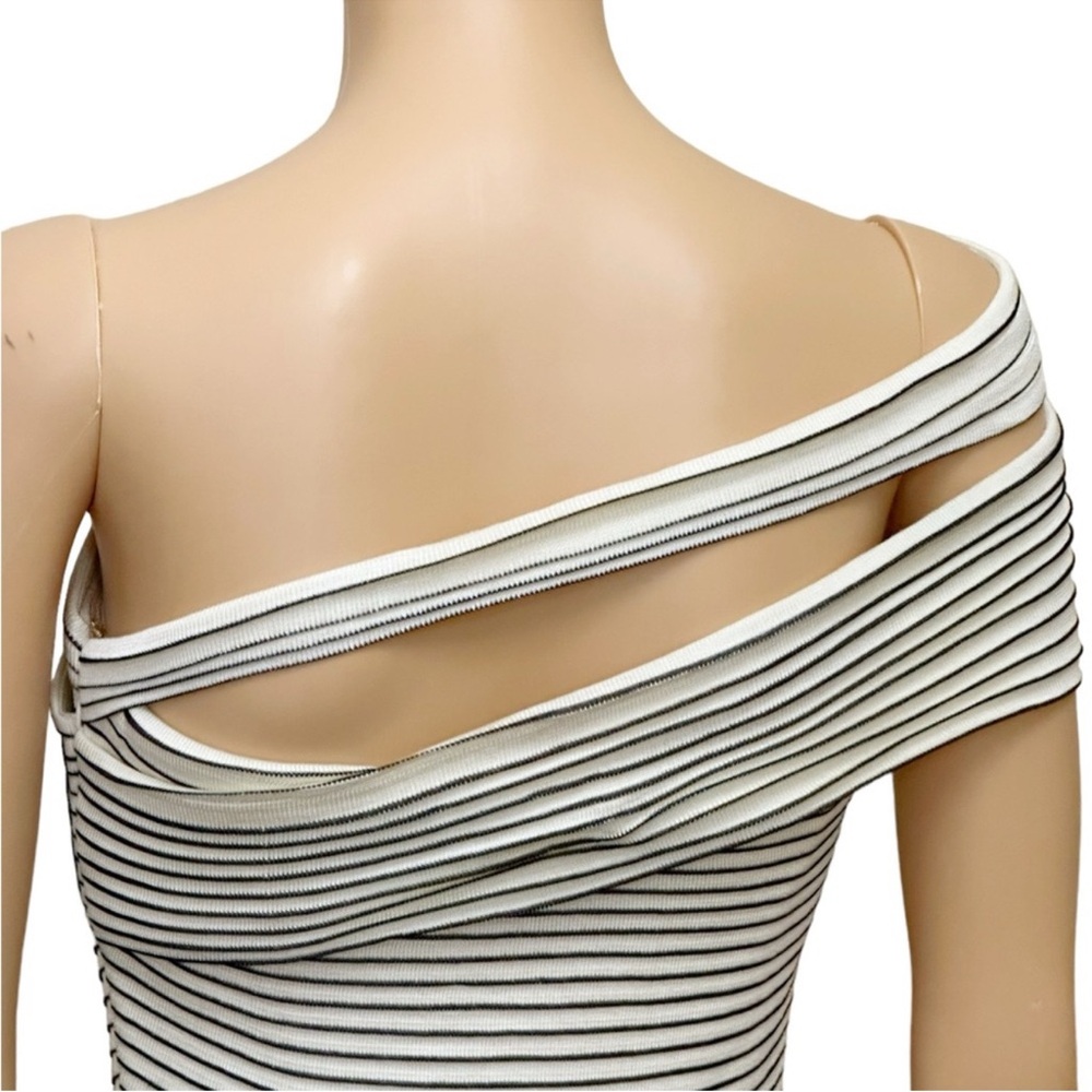NWT ST. JOHN Striped Ottoman Pleated One Shoulder Gown Cream/Black Size 4 - Picture 13 of 17